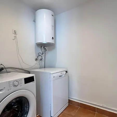 Piso Centro דירה בדלונה