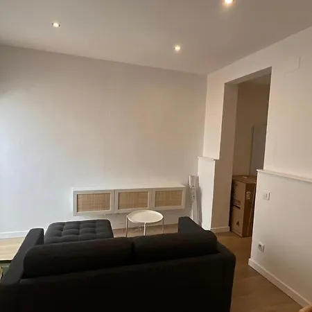 Piso Centro בדלונה